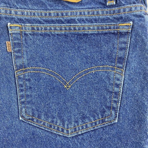 Vintage 90's Levi's 540 Blue Denim Jeans Relaxed Fit Leather Tab Men 38x29 USA - Picture 9 of 16
